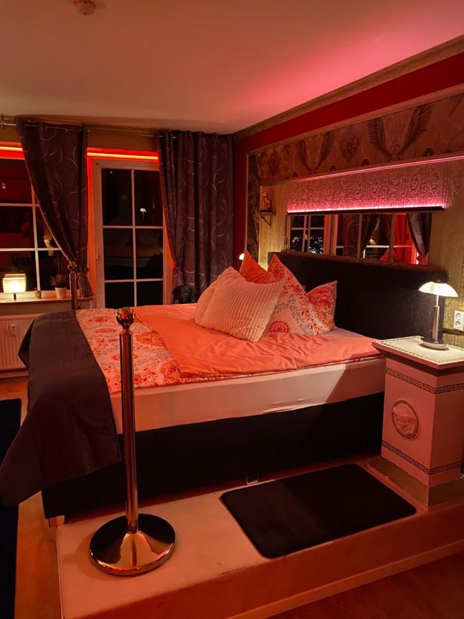 Chez-Ronny Hotell Hamburg Eksteriør bilde