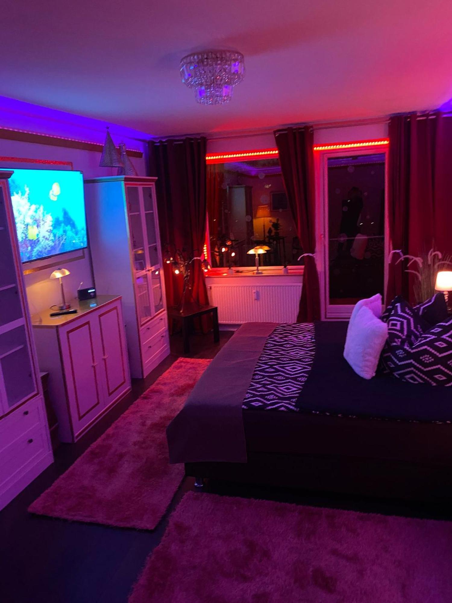 Chez-Ronny Hotell Hamburg Eksteriør bilde