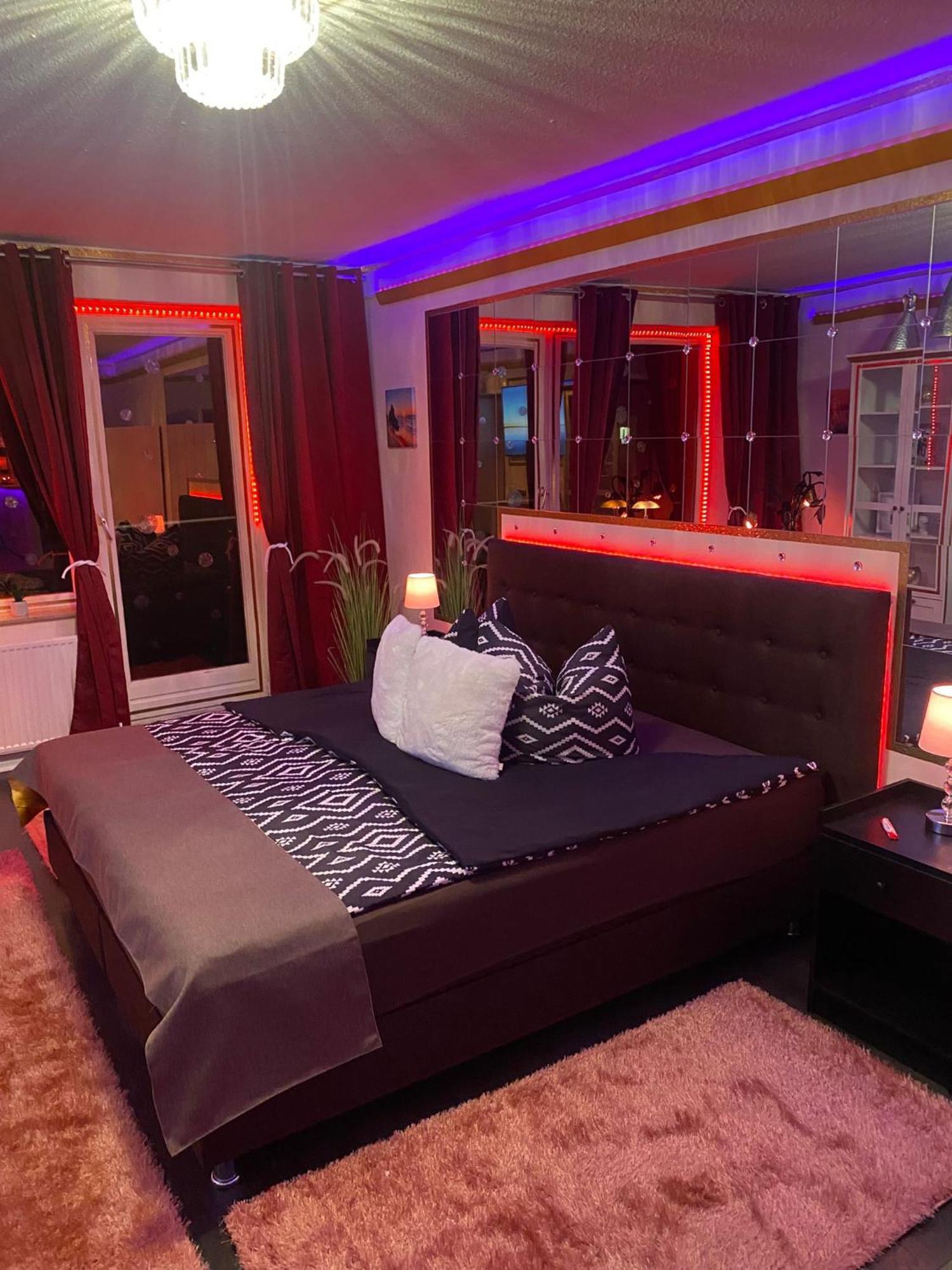 Chez-Ronny Hotell Hamburg Eksteriør bilde