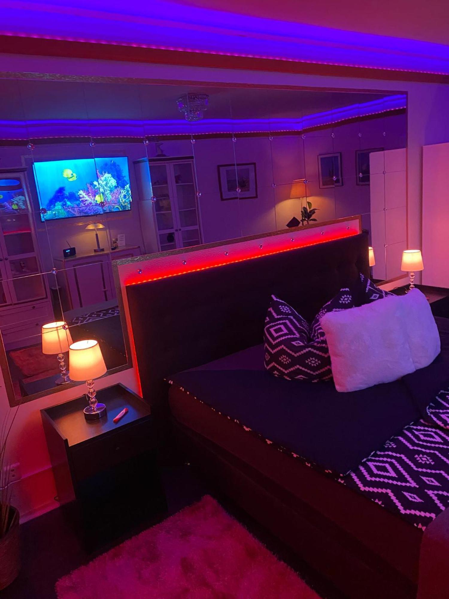 Chez-Ronny Hotell Hamburg Eksteriør bilde