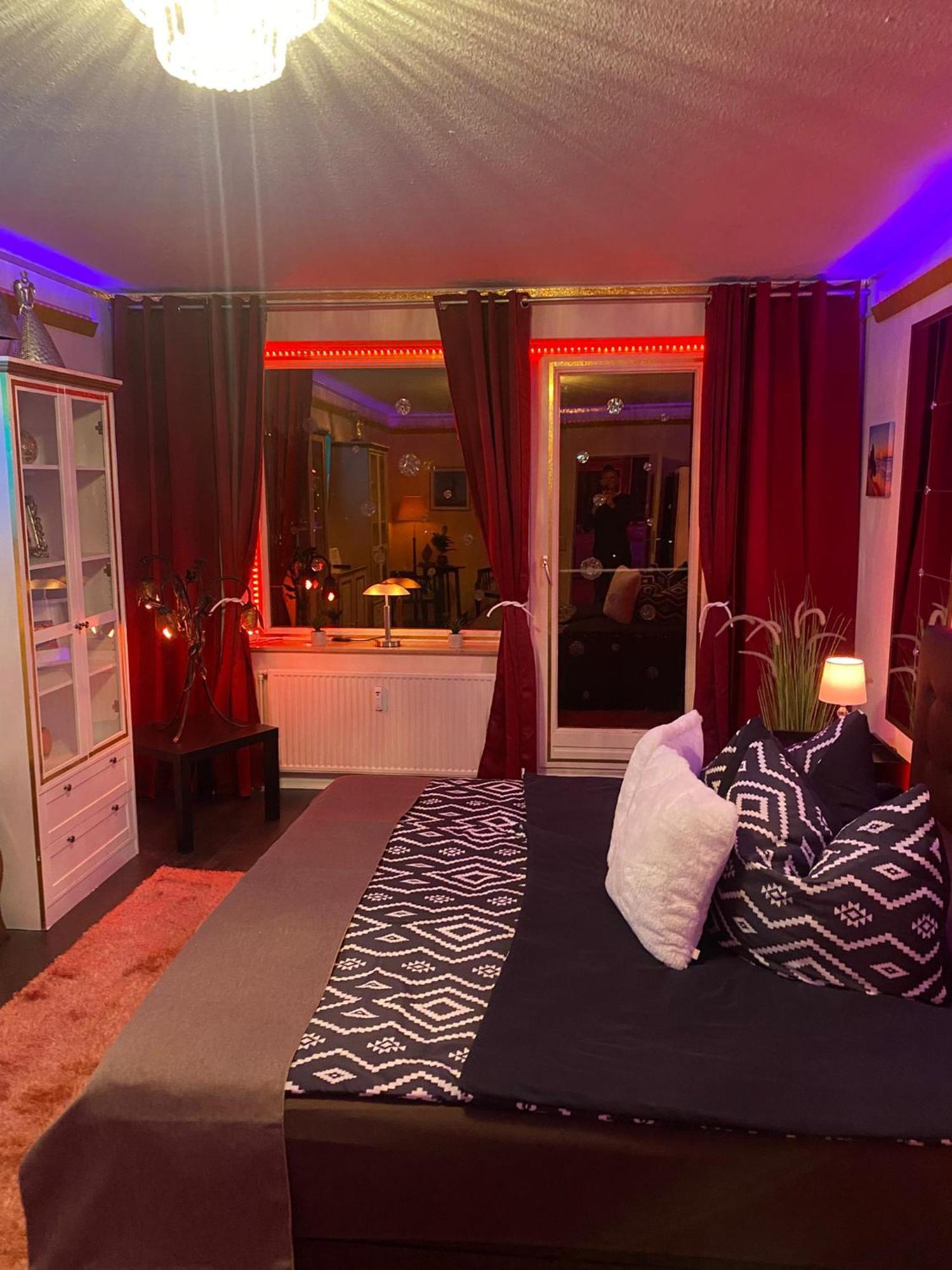Chez-Ronny Hotell Hamburg Eksteriør bilde