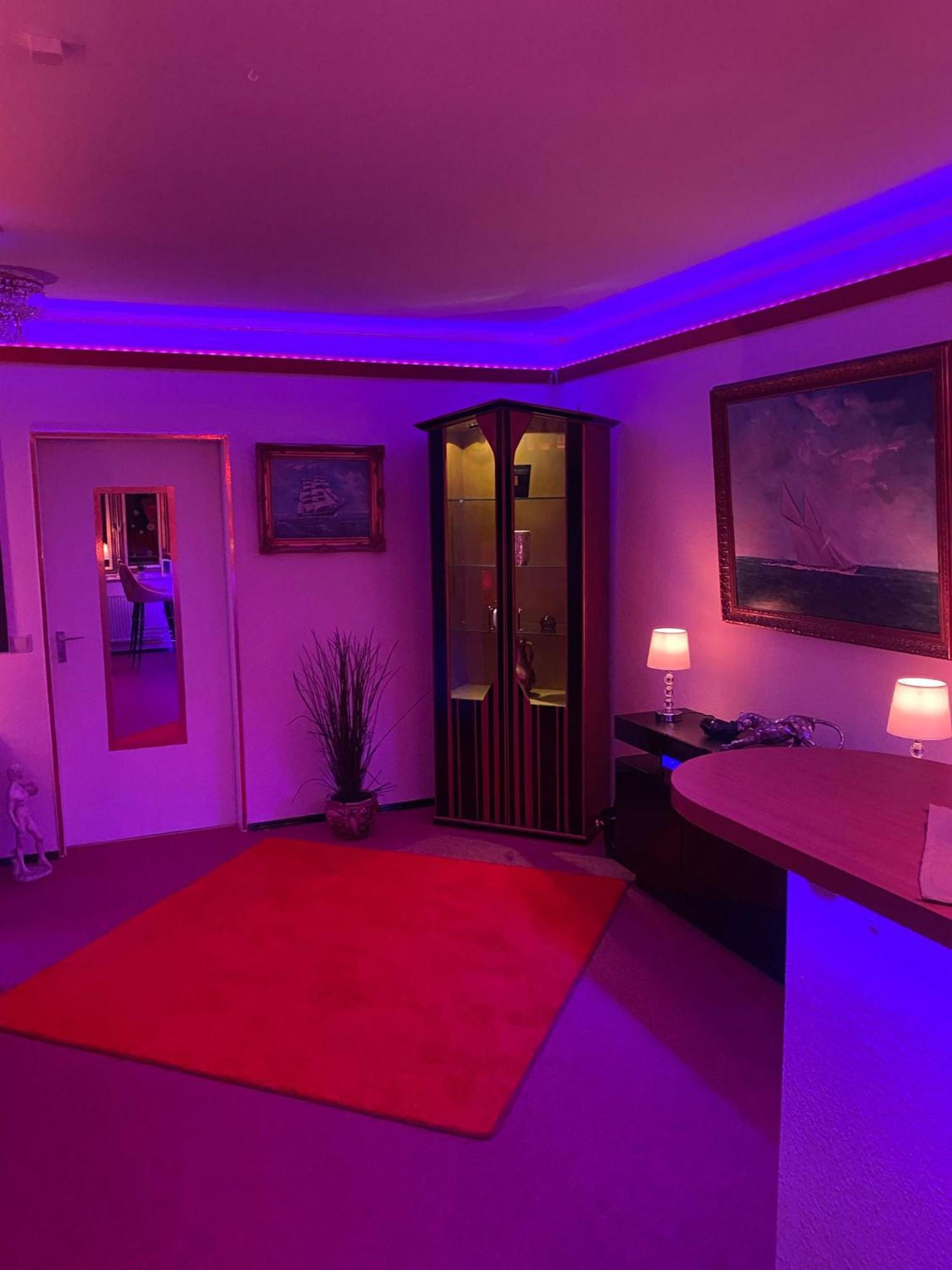 Chez-Ronny Hotell Hamburg Eksteriør bilde